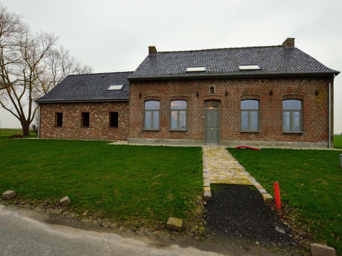 Roesbrugge-Haringe Spacious Holiday Home With Pond In Poperinge المظهر الخارجي الصورة